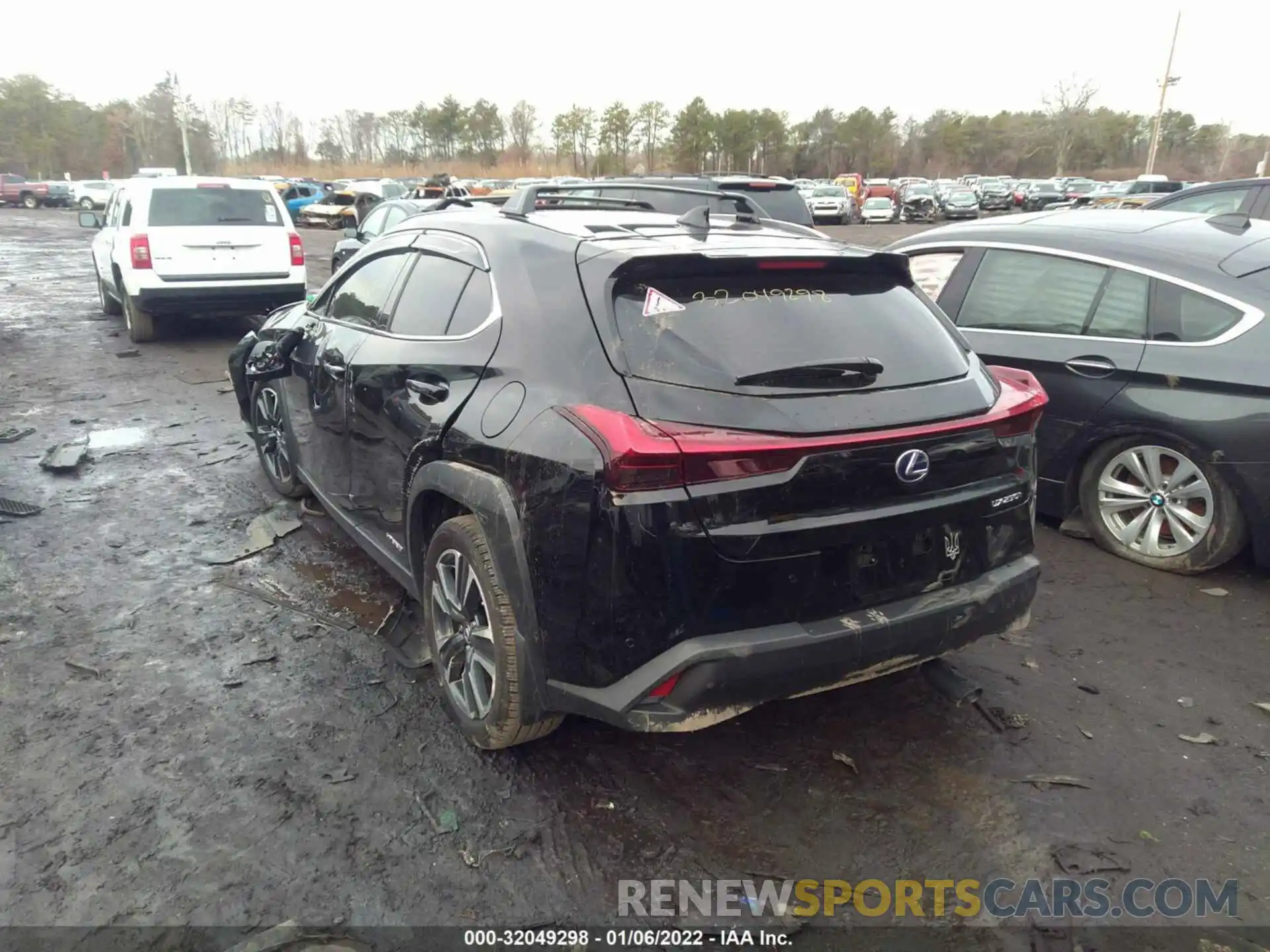 3 Фотография поврежденного автомобиля JTHP9JBH5M2046106 LEXUS UX 2021