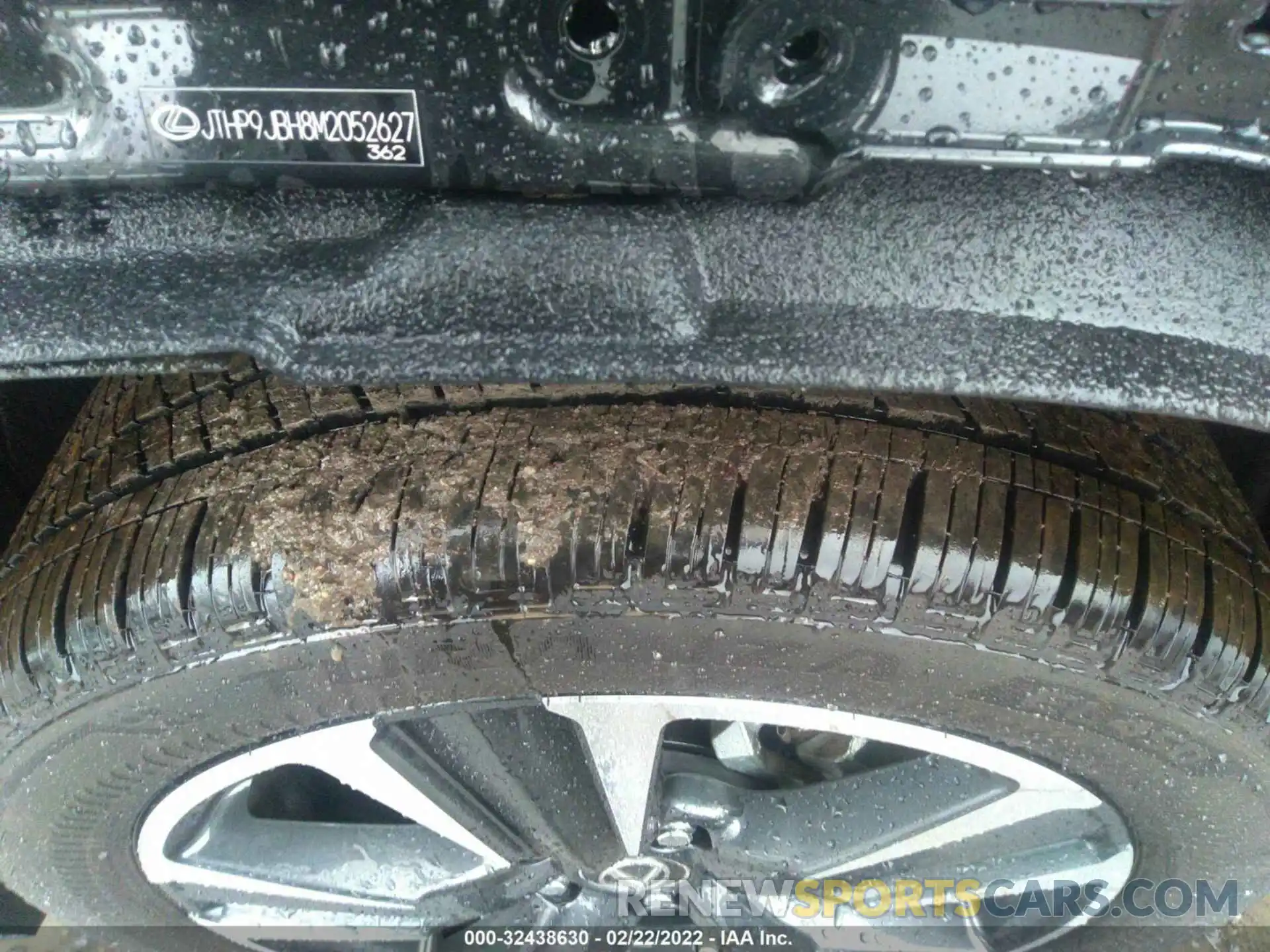 16 Photograph of a damaged car JTHP9JBH8M2052627 LEXUS UX 2021