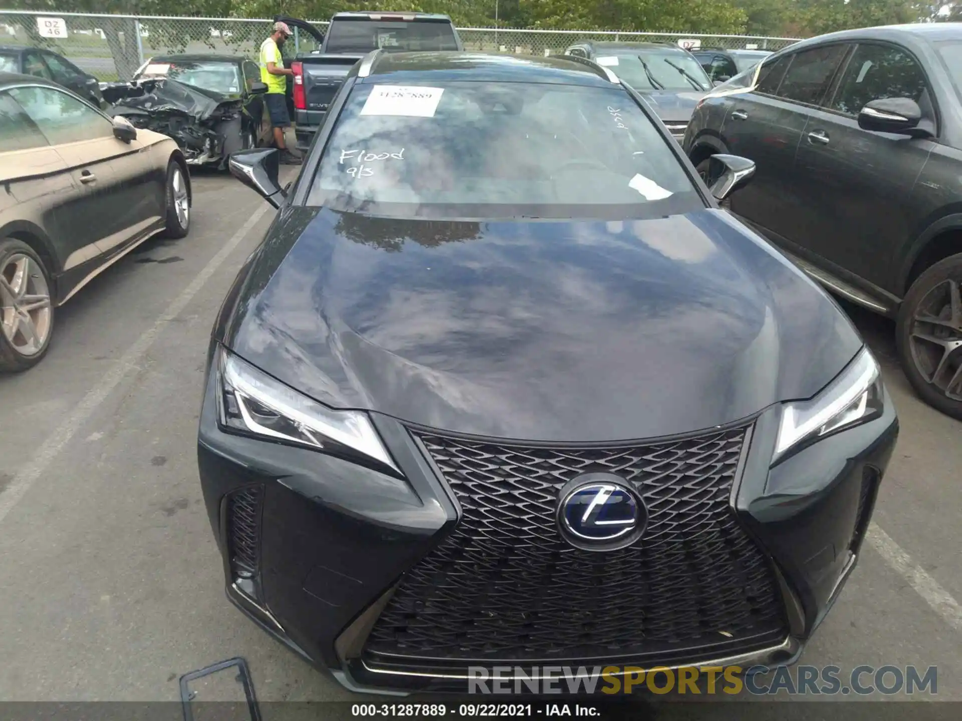 6 Фотография поврежденного автомобиля JTHR9JBH2M2051286 LEXUS UX 2021