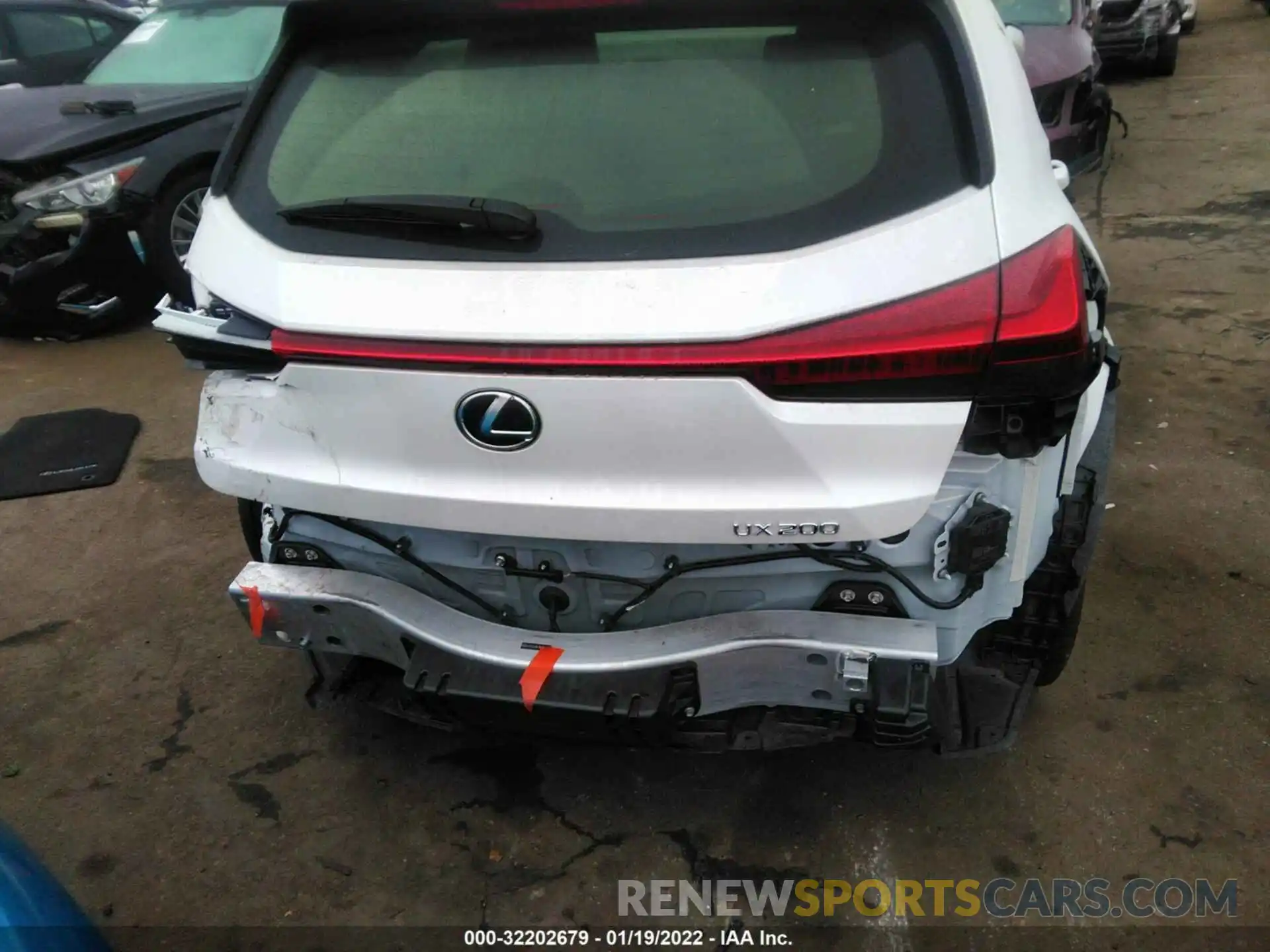 6 Photograph of a damaged car JTHX3JBH3M2034117 LEXUS UX 2021