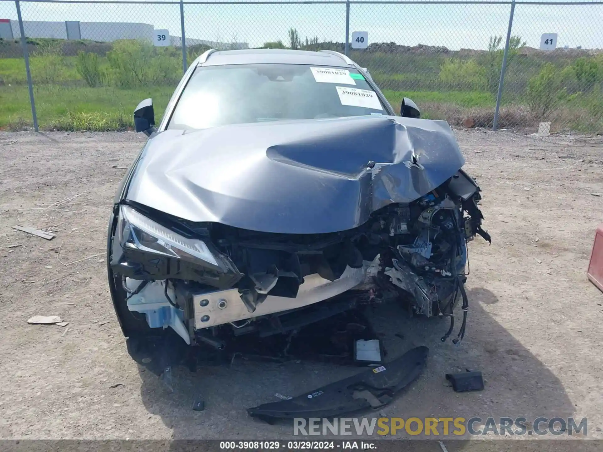 11 Photograph of a damaged car JTHX3JBH3M2036322 LEXUS UX 2021