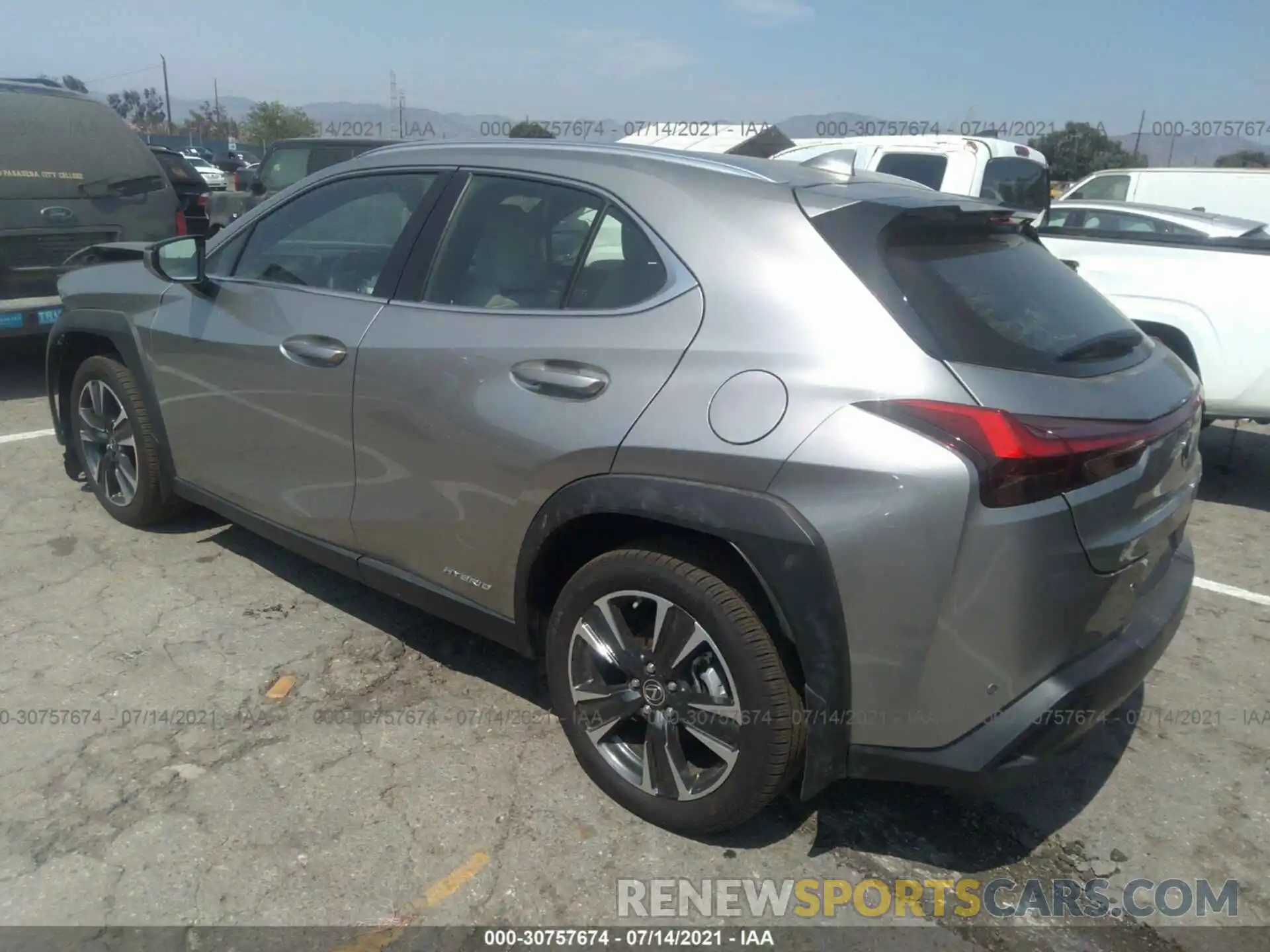 3 Фотография поврежденного автомобиля JTHX9JBH0M2041069 LEXUS UX 2021