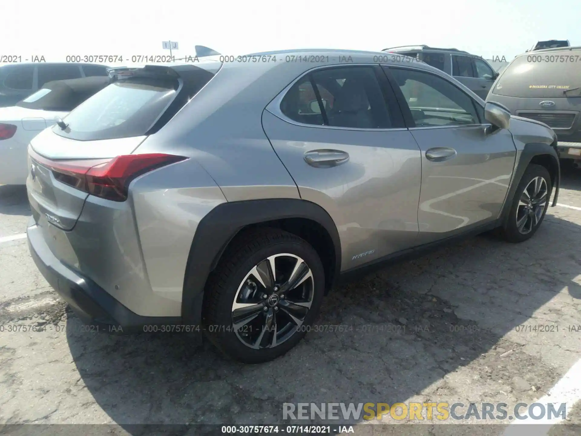 4 Photograph of a damaged car JTHX9JBH0M2041069 LEXUS UX 2021