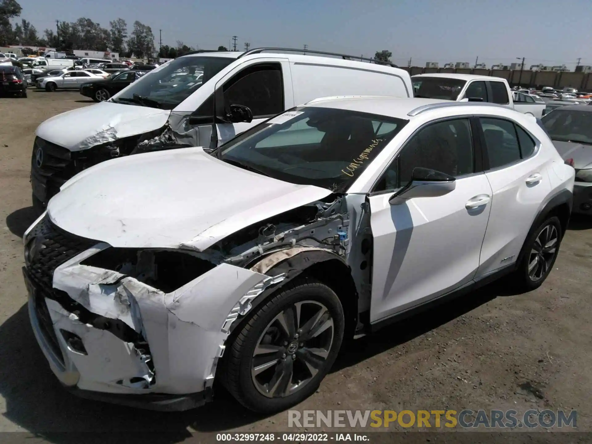 2 Фотография поврежденного автомобиля JTHX9JBH7M2041778 LEXUS UX 2021