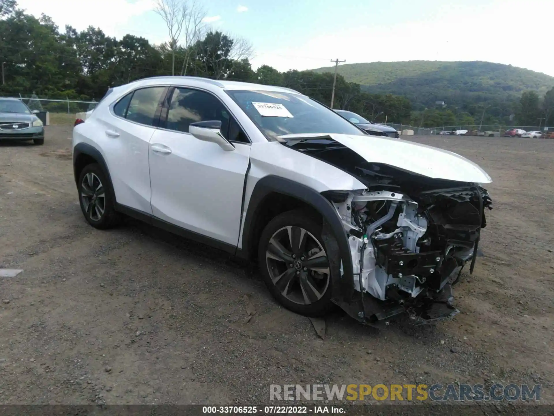 1 Photograph of a damaged car JTHX3JBH1N2051662 LEXUS UX 2022