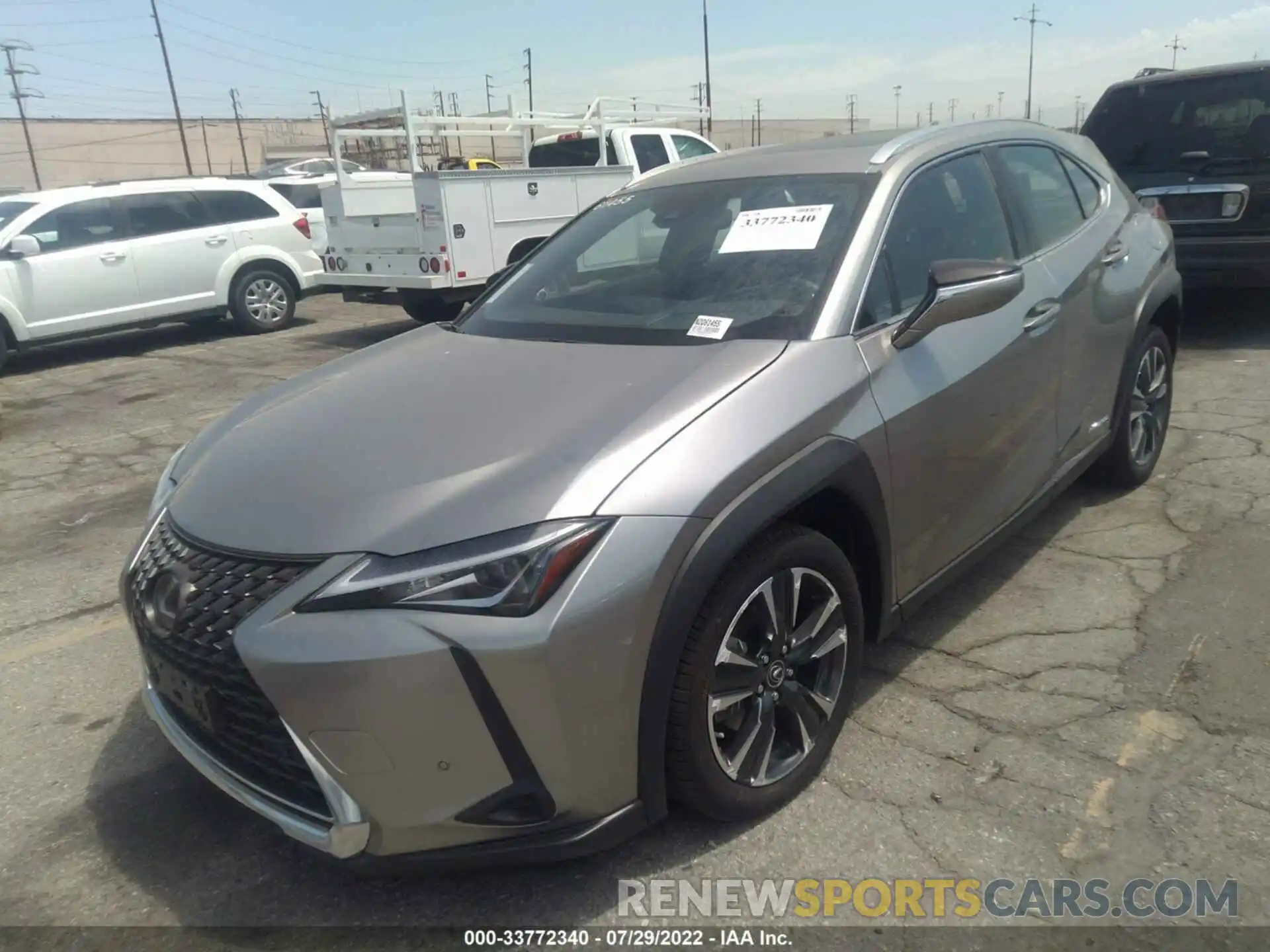 2 Фотография поврежденного автомобиля JTHX9JBH4N2061455 LEXUS UX 2022