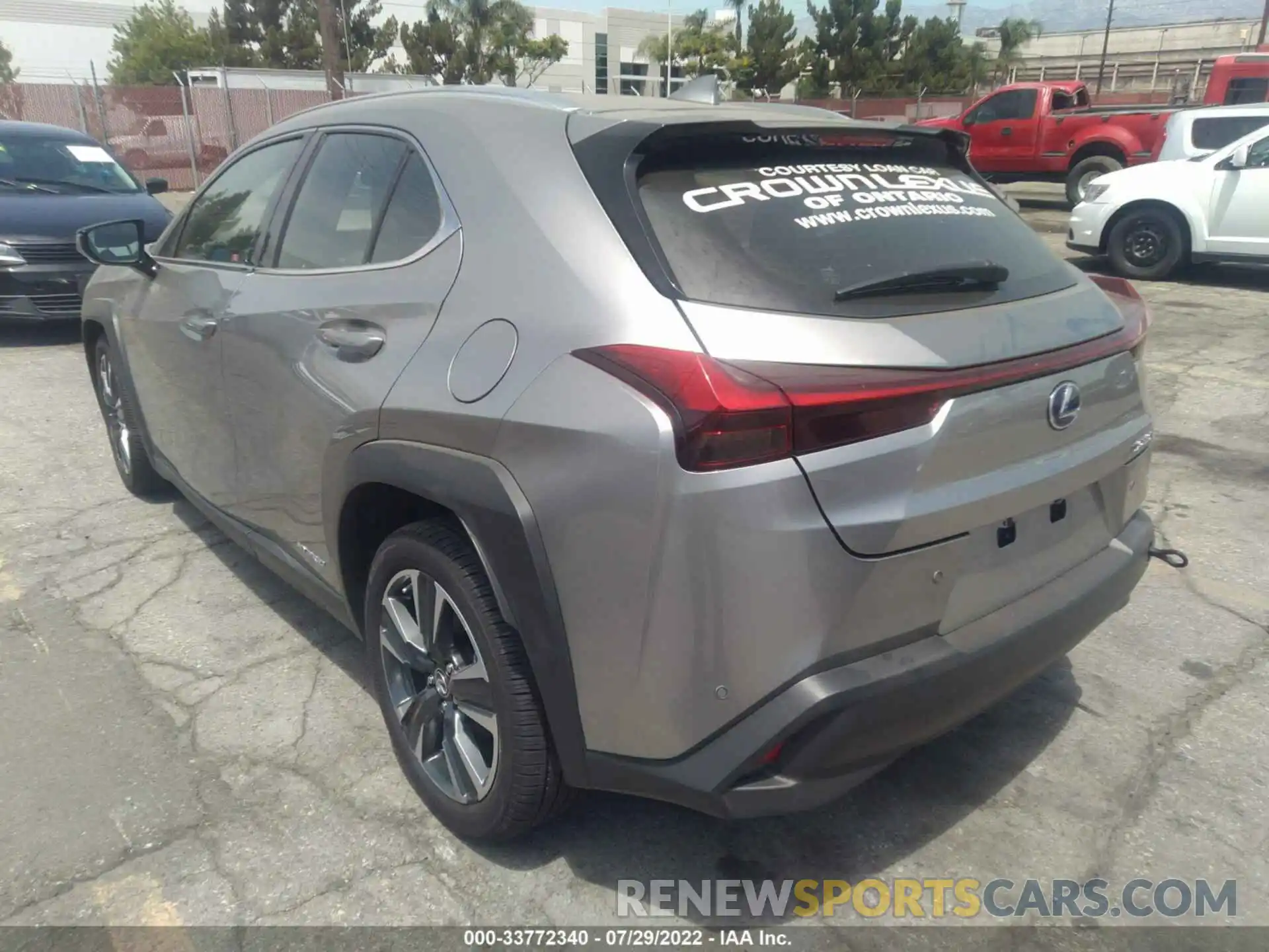 3 Фотография поврежденного автомобиля JTHX9JBH4N2061455 LEXUS UX 2022