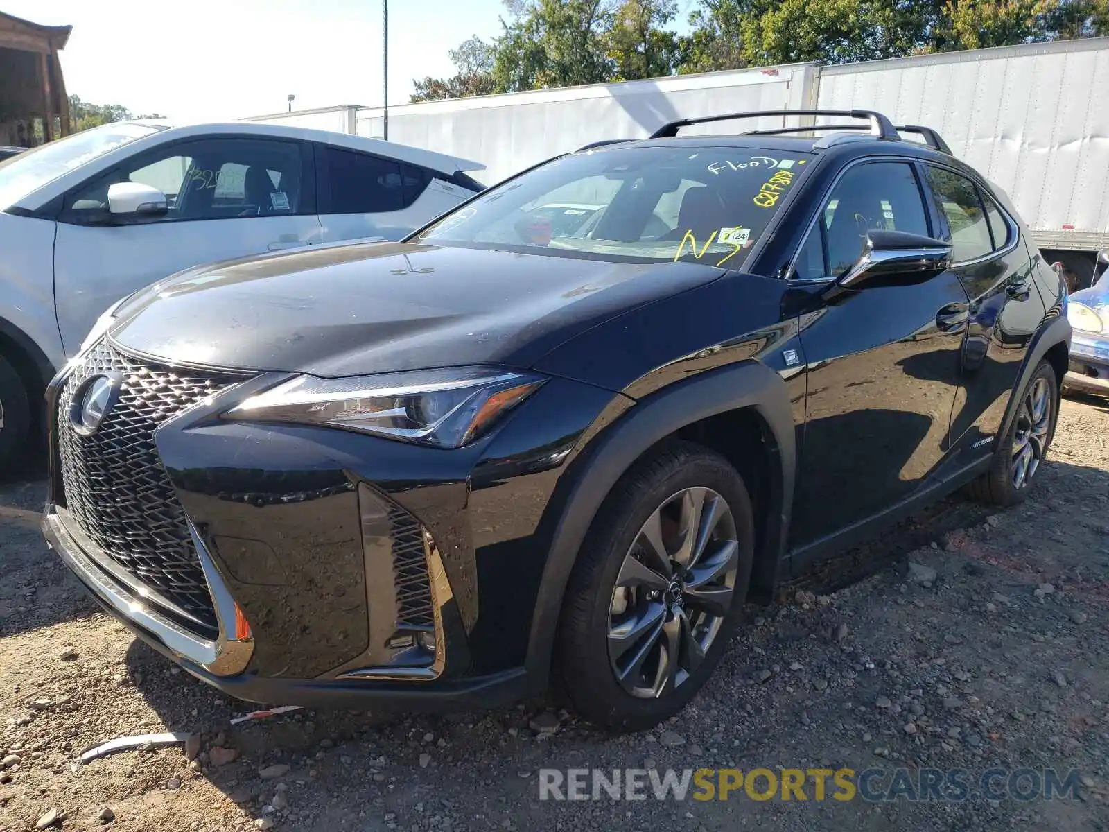 2 Фотография поврежденного автомобиля JTHU9JBH0K2016009 LEXUS UX 250H 2019