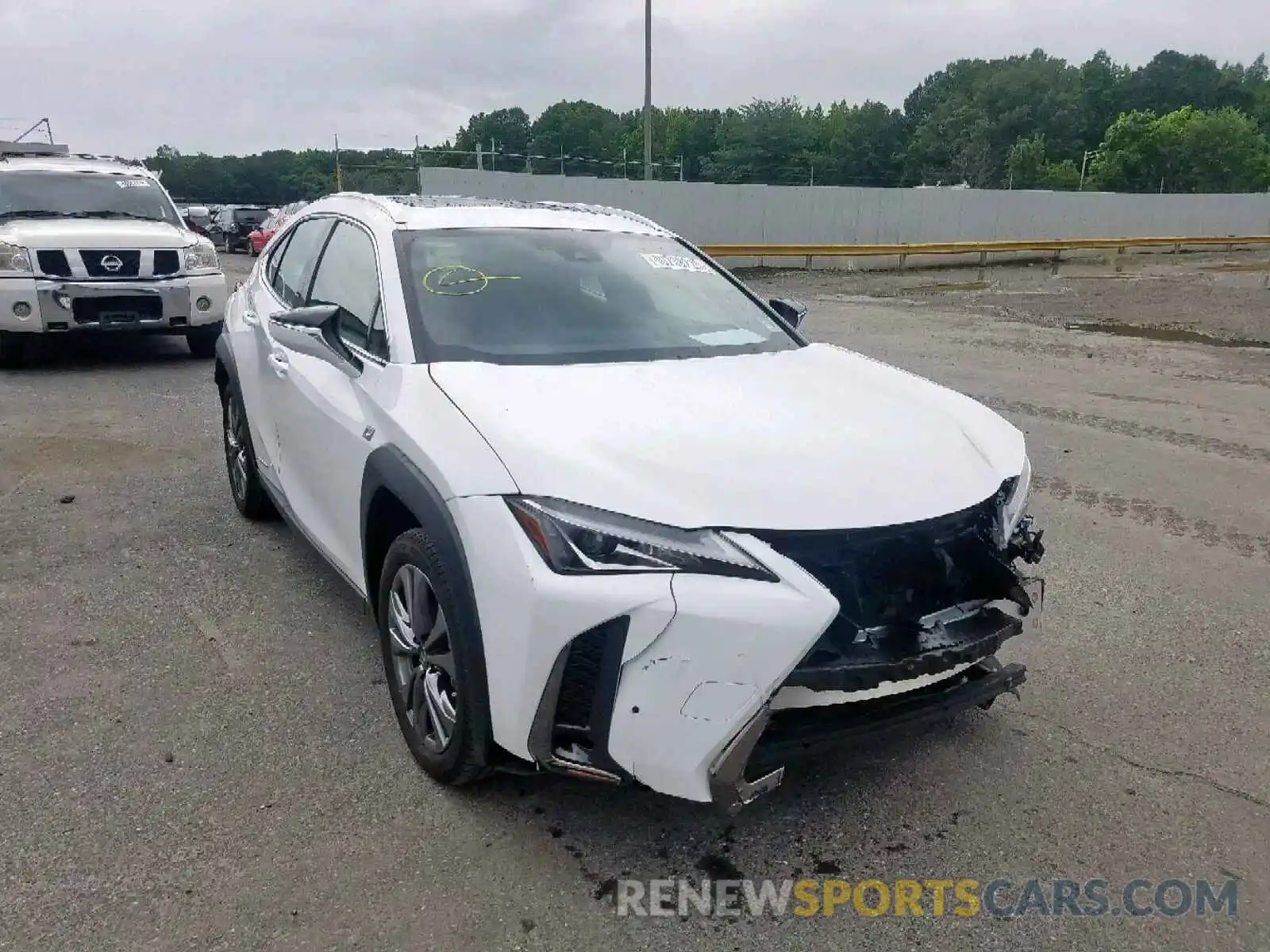 1 Фотография поврежденного автомобиля JTHU9JBH1K2003558 LEXUS UX 250H 2019