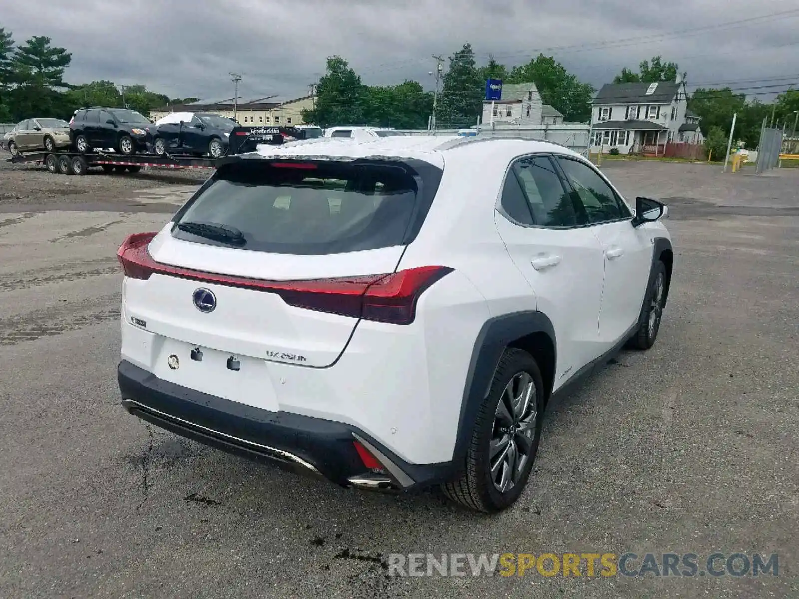 4 Photograph of a damaged car JTHU9JBH1K2003558 LEXUS UX 250H 2019