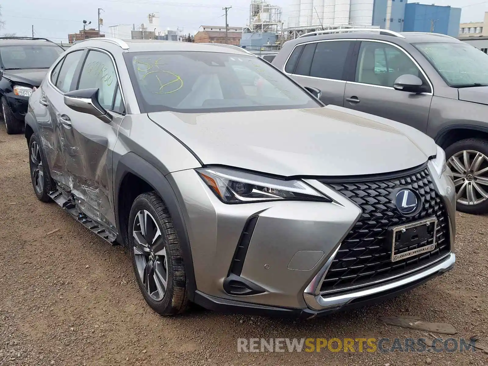 1 Photograph of a damaged car JTHU9JBH2K2017338 LEXUS UX 250H 2019