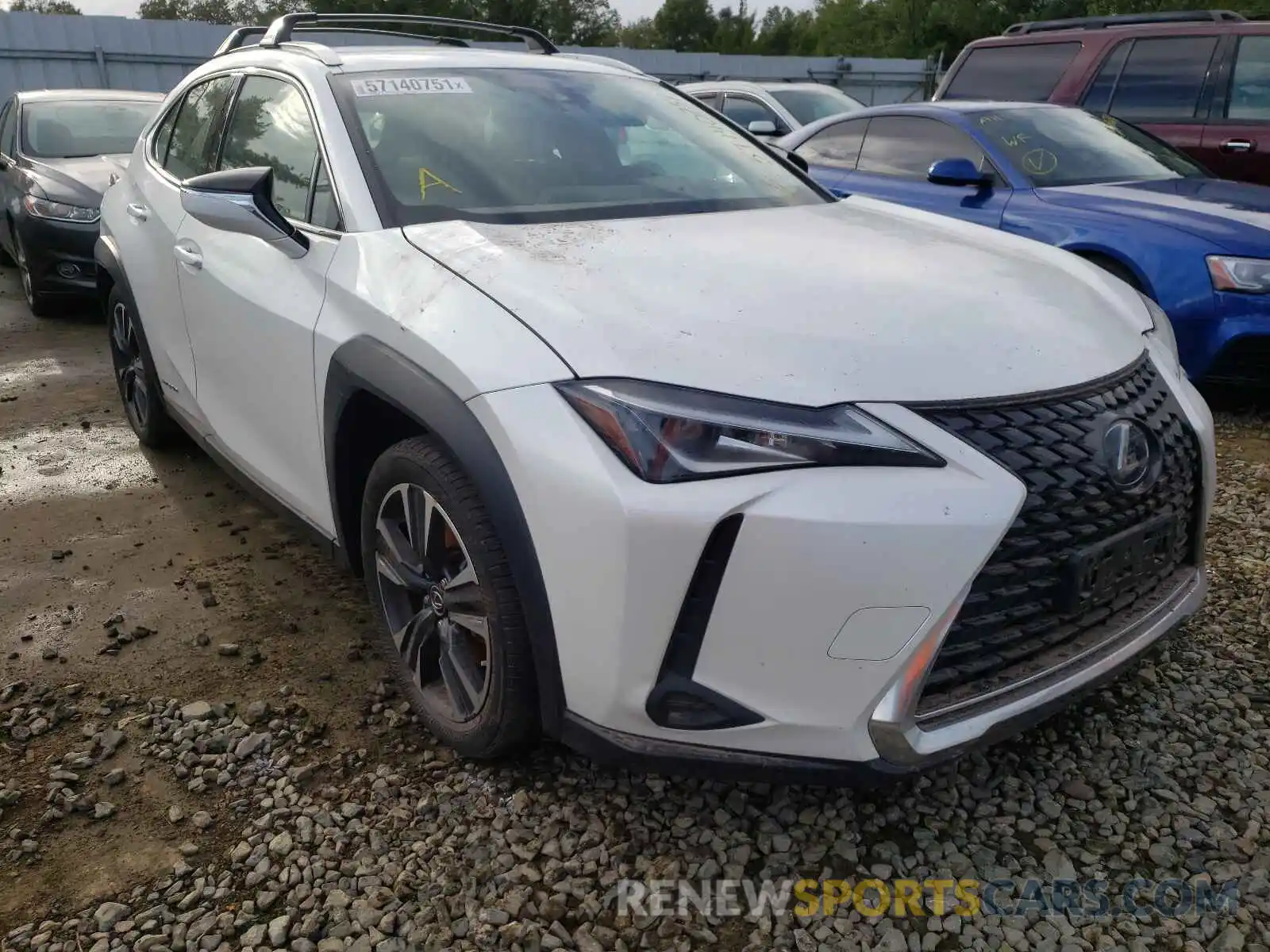 1 Фотография поврежденного автомобиля JTHU9JBH3K2011984 LEXUS UX 250H 2019