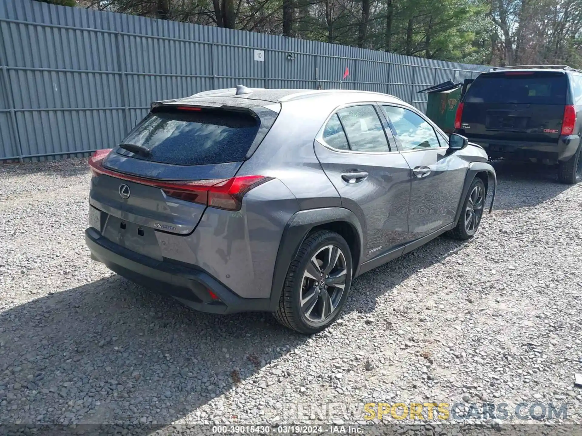 4 Фотография поврежденного автомобиля JTHU9JBH3K2014786 LEXUS UX 250H 2019