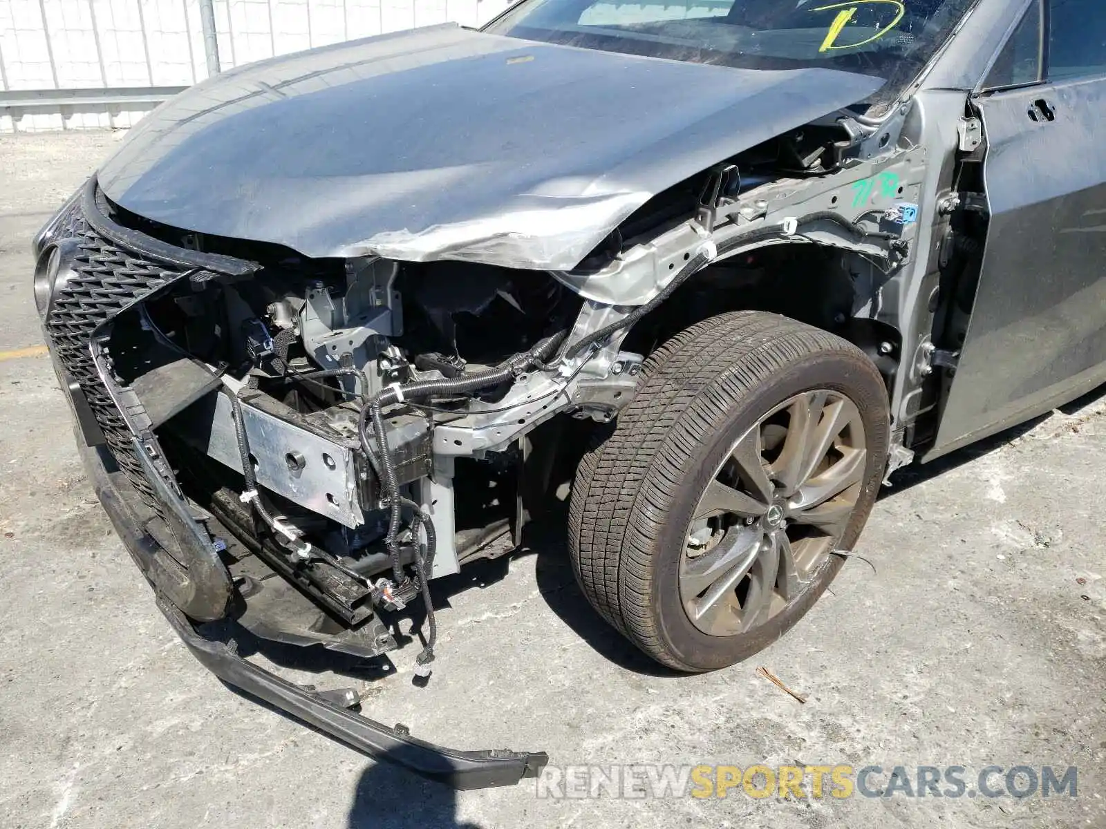 9 Photograph of a damaged car JTHU9JBH3K2016909 LEXUS UX 250H 2019