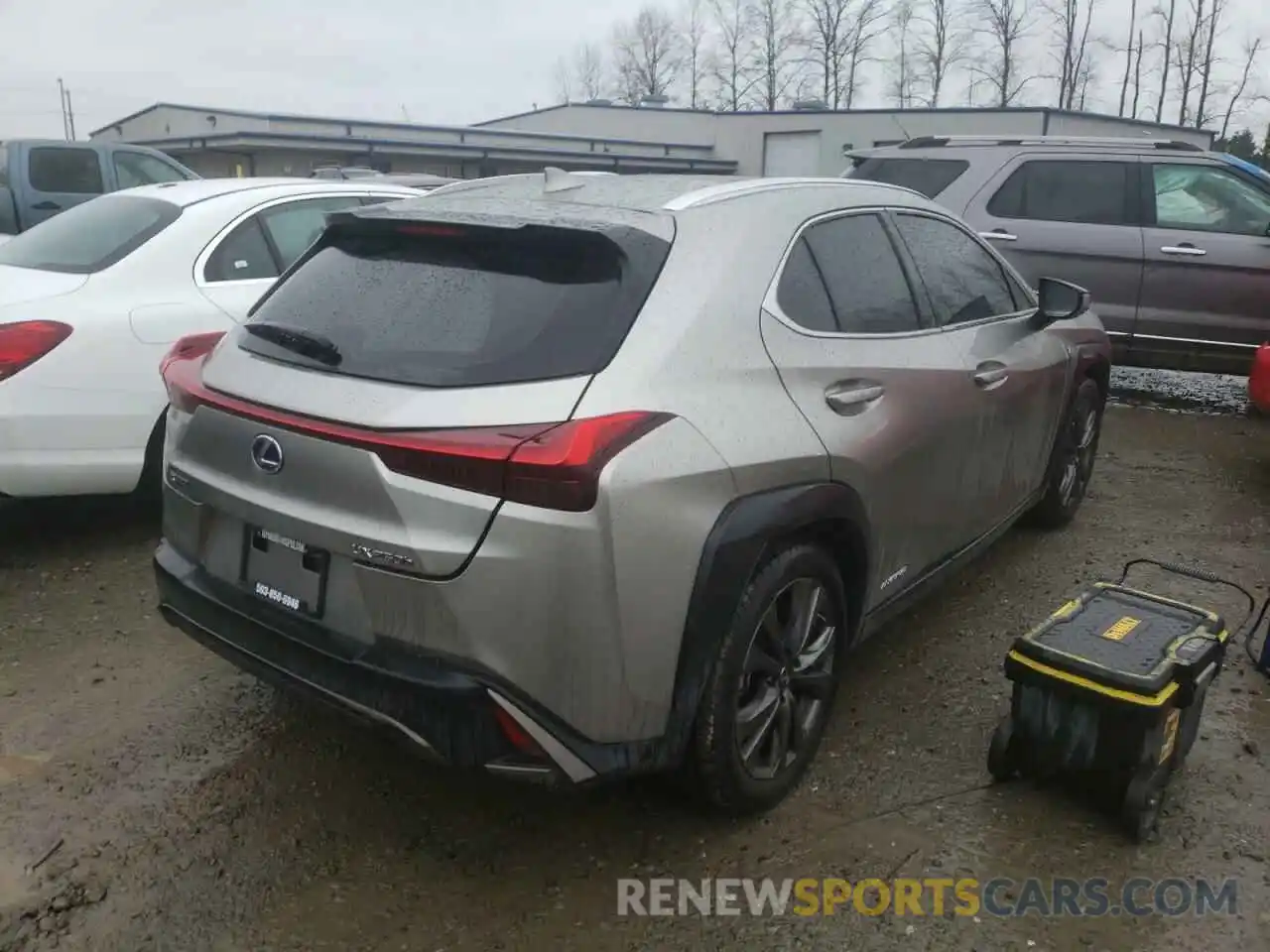 4 Фотография поврежденного автомобиля JTHU9JBH4K2002209 LEXUS UX 250H 2019