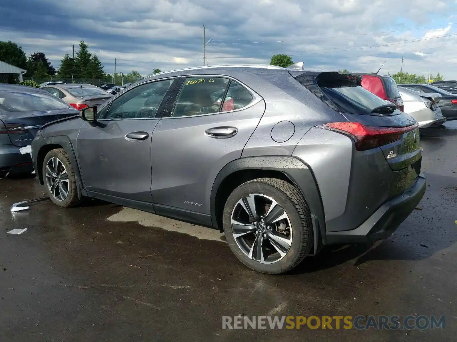 3 Фотография поврежденного автомобиля JTHU9JBH4K2002548 LEXUS UX 250H 2019