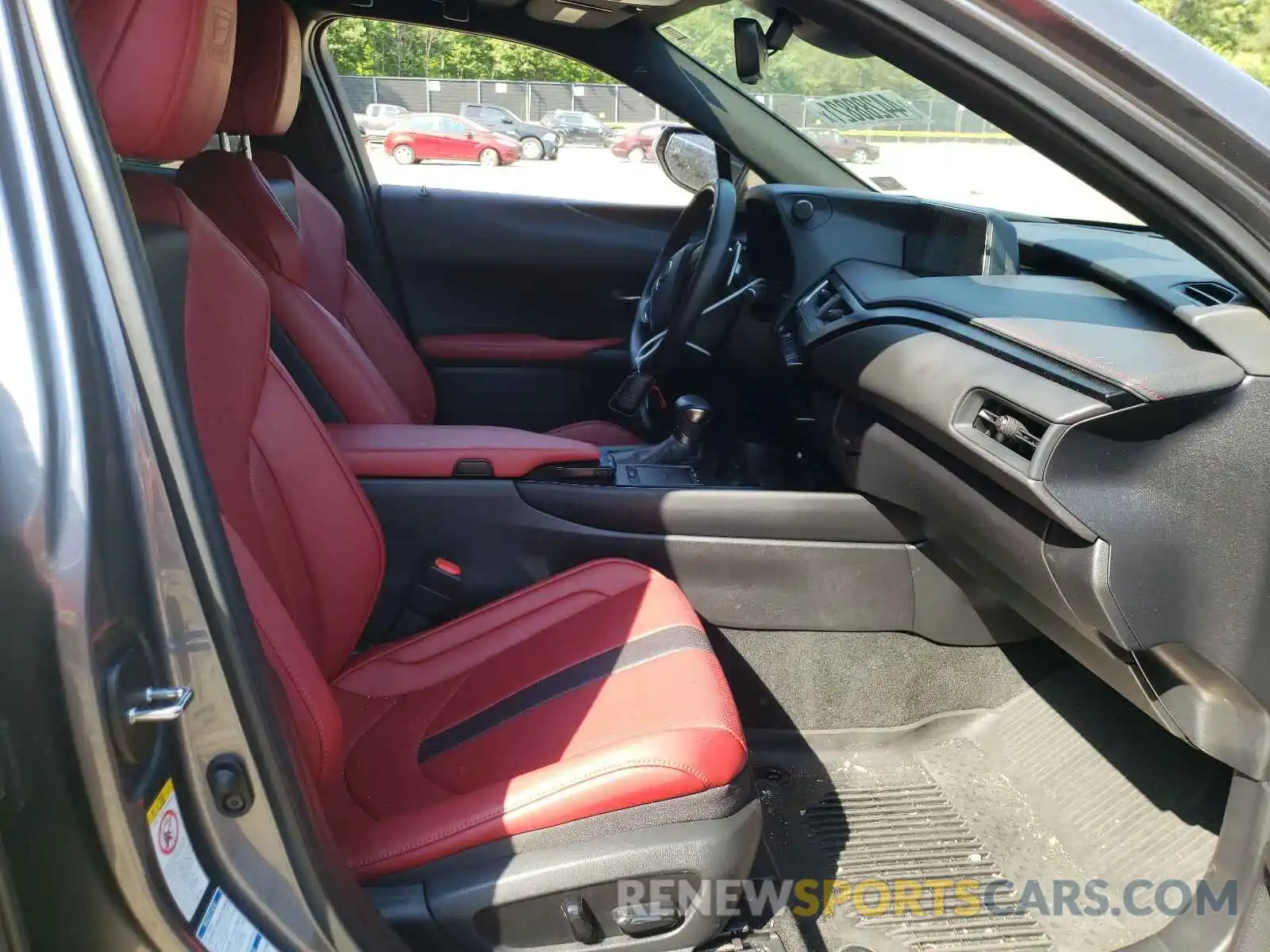 5 Photograph of a damaged car JTHU9JBH4K2015896 LEXUS UX 250H 2019