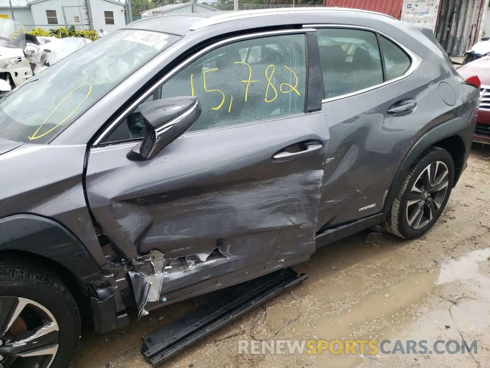 9 Photograph of a damaged car JTHU9JBH4K2018510 LEXUS UX 250H 2019