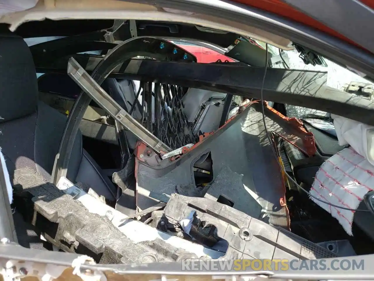 5 Photograph of a damaged car JTHU9JBH5K2002493 LEXUS UX 250H 2019