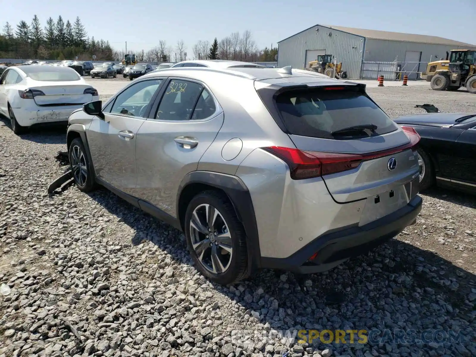 3 Фотография поврежденного автомобиля JTHU9JBH5K2009590 LEXUS UX 250H 2019