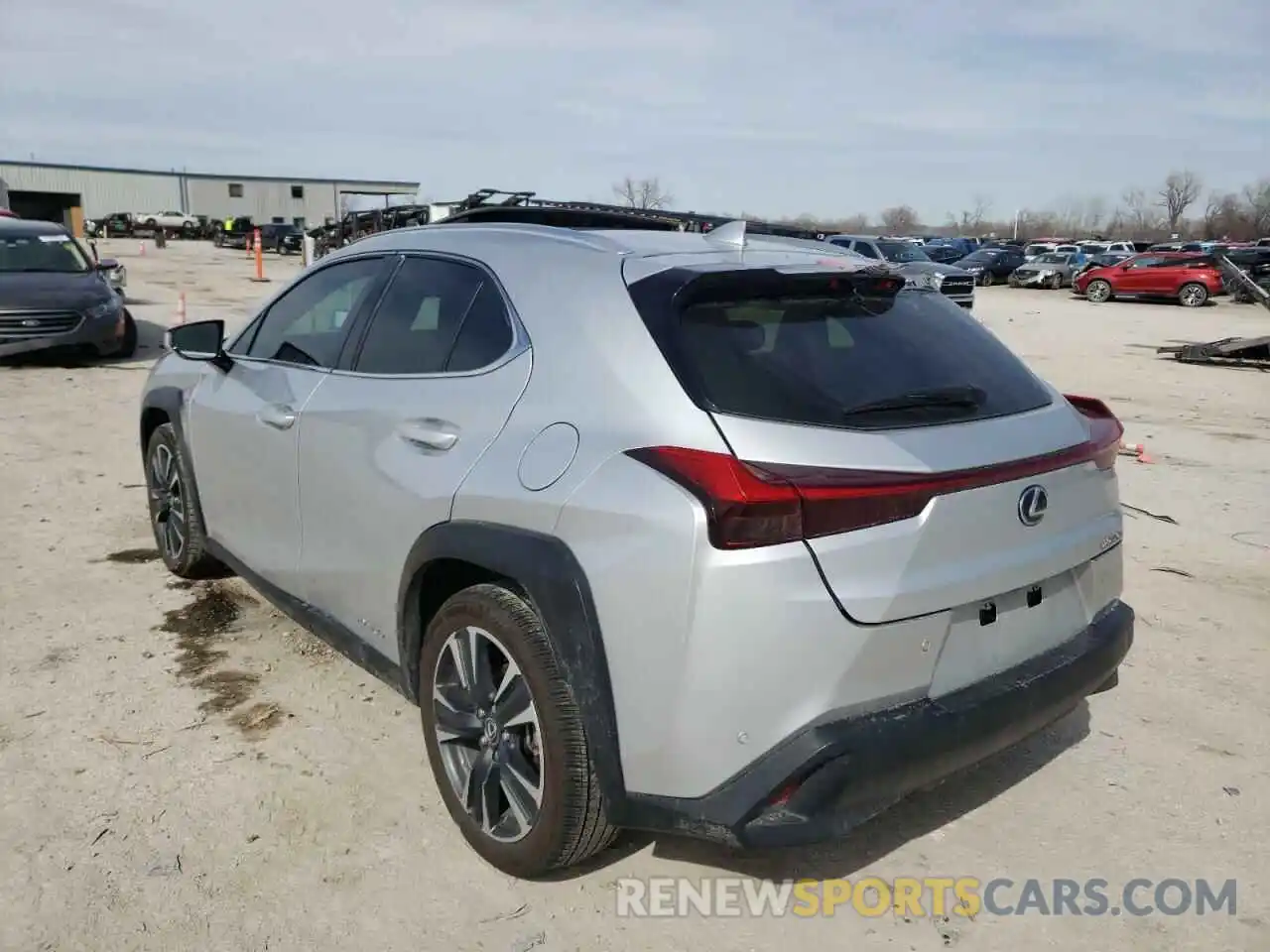 3 Фотография поврежденного автомобиля JTHU9JBH6K2000395 LEXUS UX 250H 2019