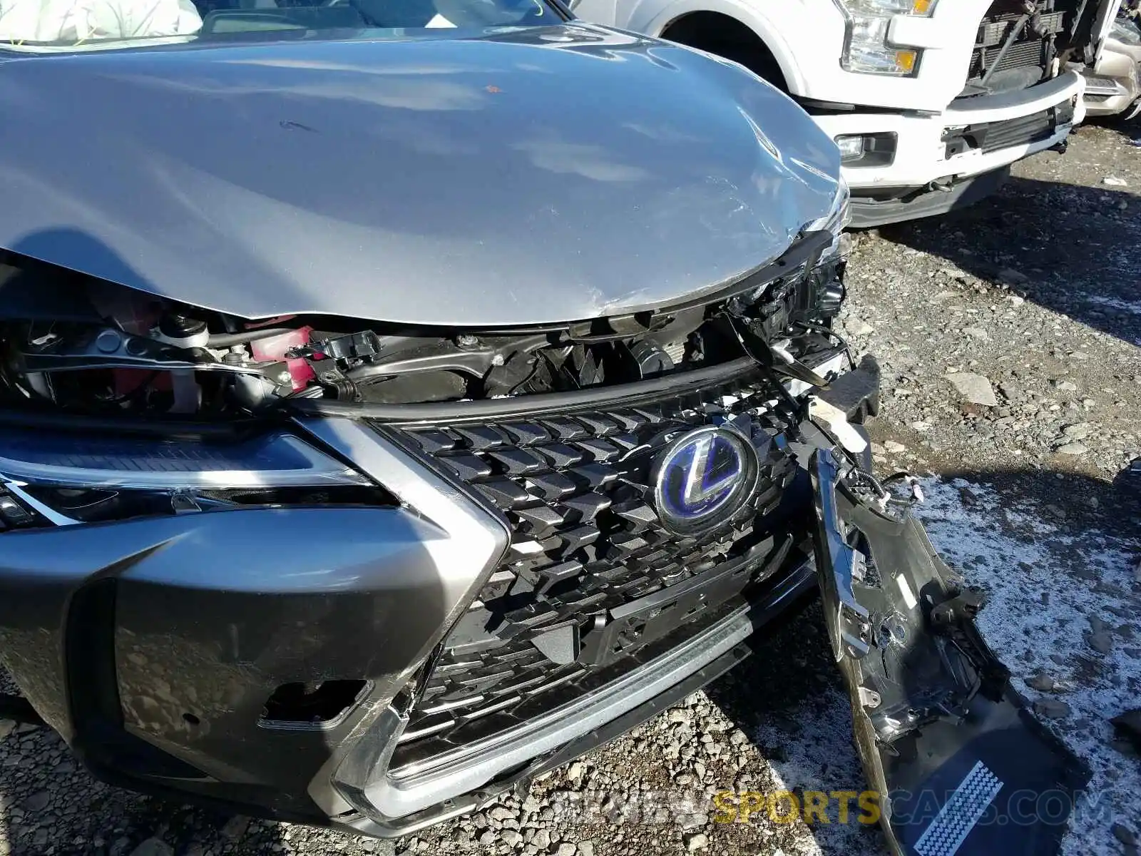 9 Photograph of a damaged car JTHU9JBH6K2003314 LEXUS UX 250H 2019