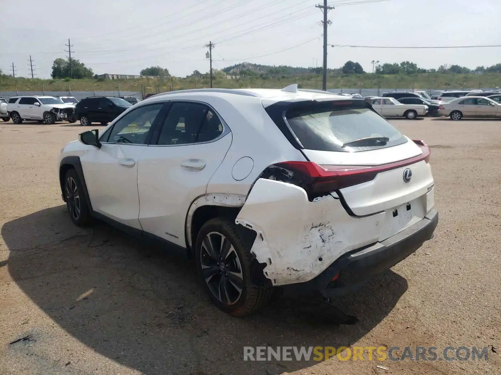 3 Фотография поврежденного автомобиля JTHU9JBH7K2009607 LEXUS UX 250H 2019