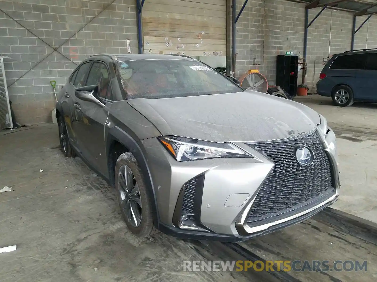 1 Фотография поврежденного автомобиля JTHU9JBH7K2013785 LEXUS UX 250H 2019