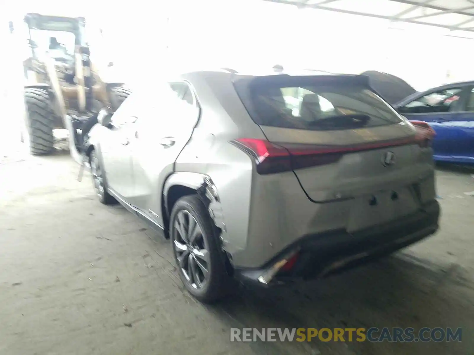 3 Фотография поврежденного автомобиля JTHU9JBH7K2013785 LEXUS UX 250H 2019