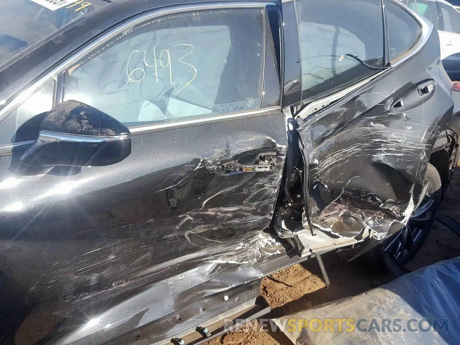 10 Photograph of a damaged car JTHU9JBH8K2002424 LEXUS UX 250H 2019