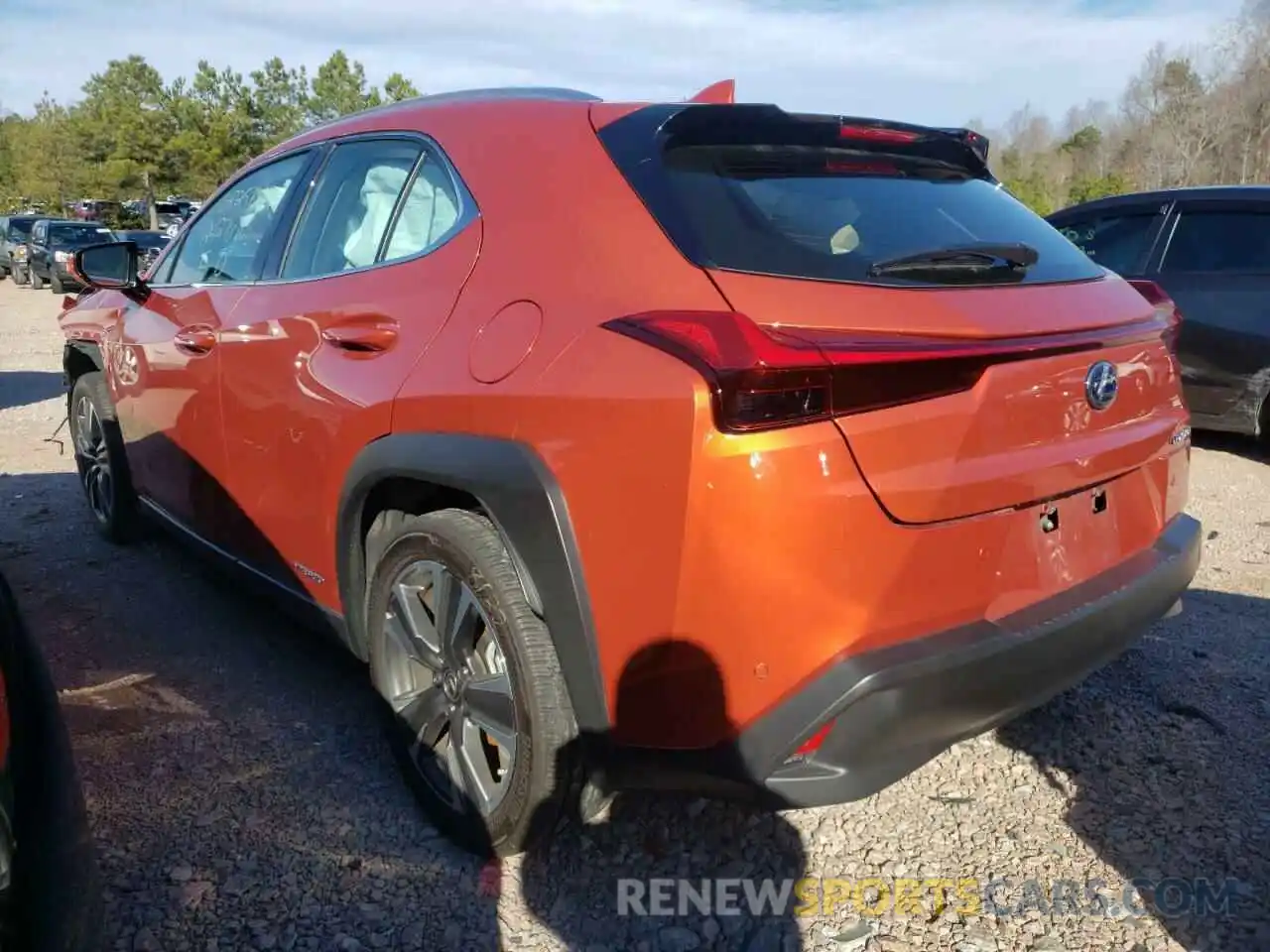 3 Фотография поврежденного автомобиля JTHU9JBH8K2003587 LEXUS UX 250H 2019