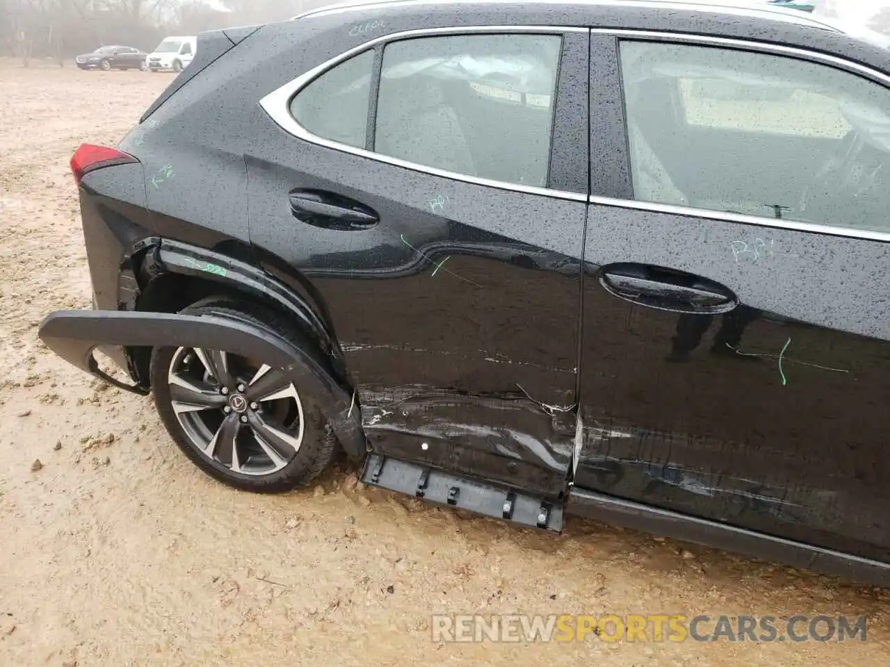 9 Photograph of a damaged car JTHU9JBH8K2013651 LEXUS UX 250H 2019