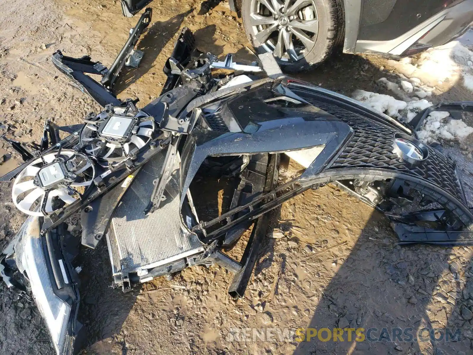 9 Фотография поврежденного автомобиля JTHU9JBH8K2018963 LEXUS UX 250H 2019