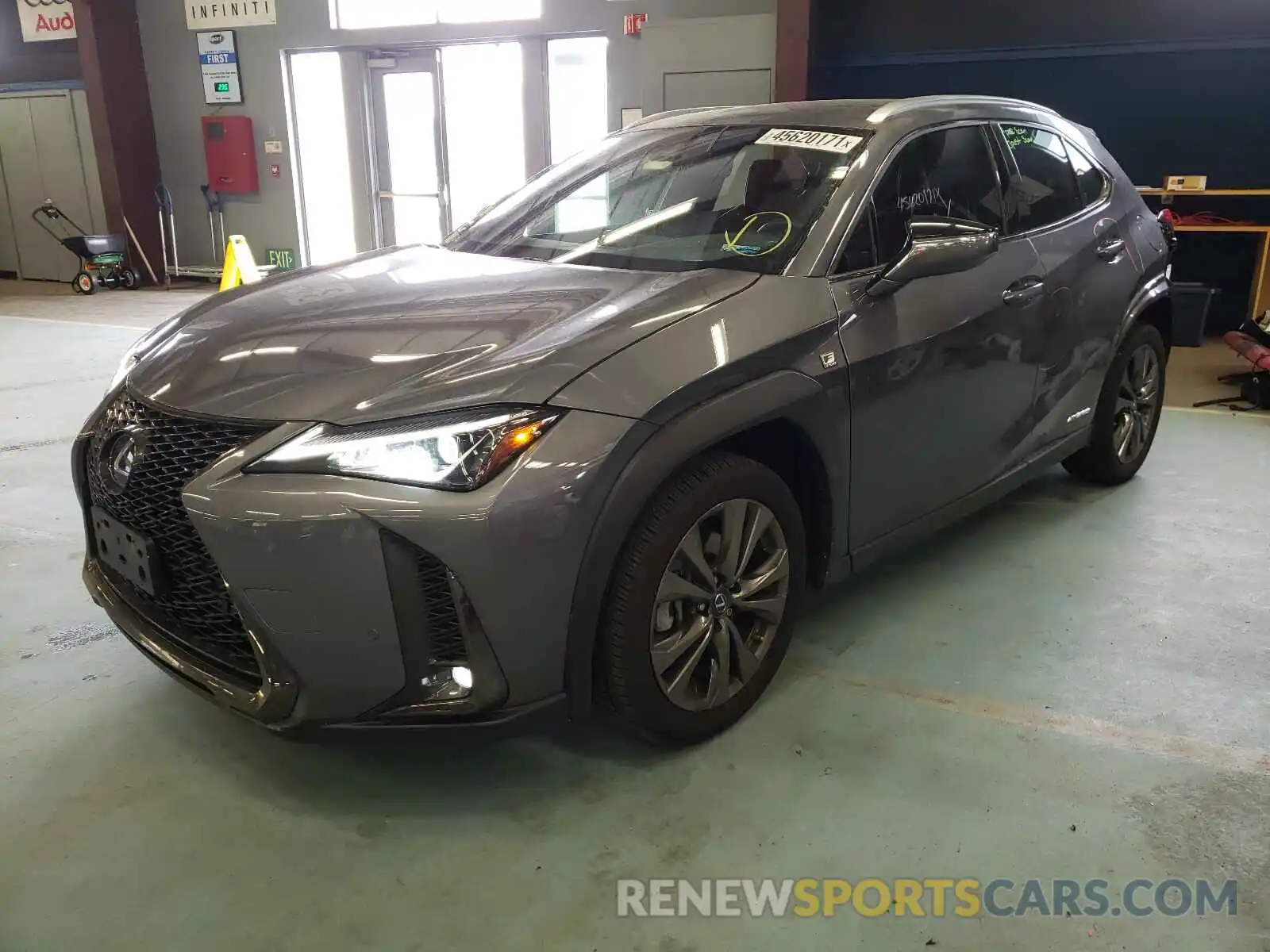 2 Фотография поврежденного автомобиля JTHU9JBH9K2003968 LEXUS UX 250H 2019