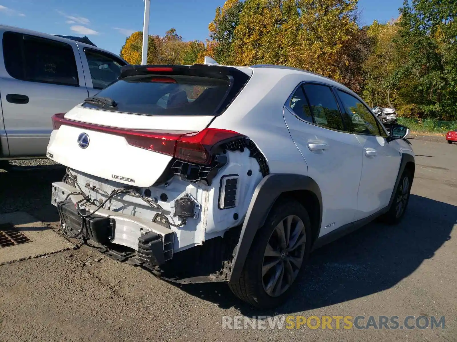 4 Photograph of a damaged car JTHU9JBH9K2004439 LEXUS UX 250H 2019