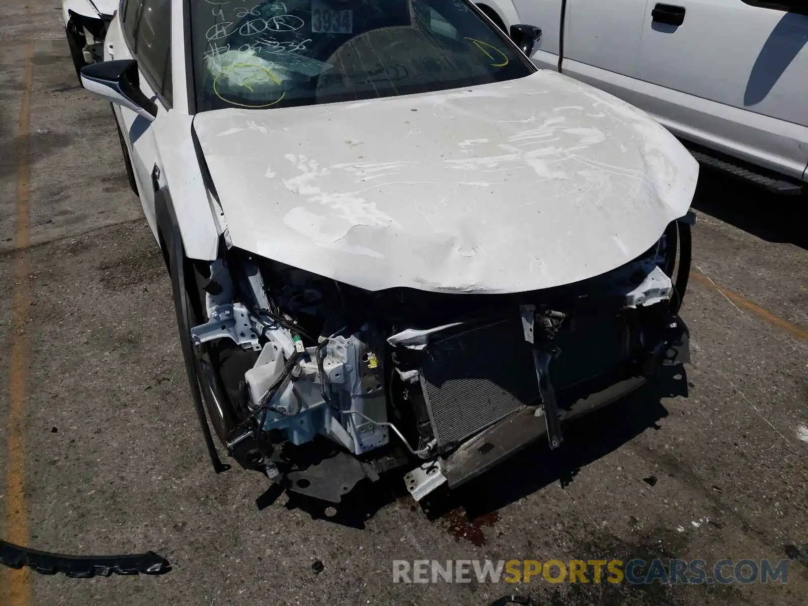 9 Photograph of a damaged car JTHU9JBHXK2001856 LEXUS UX 250H 2019