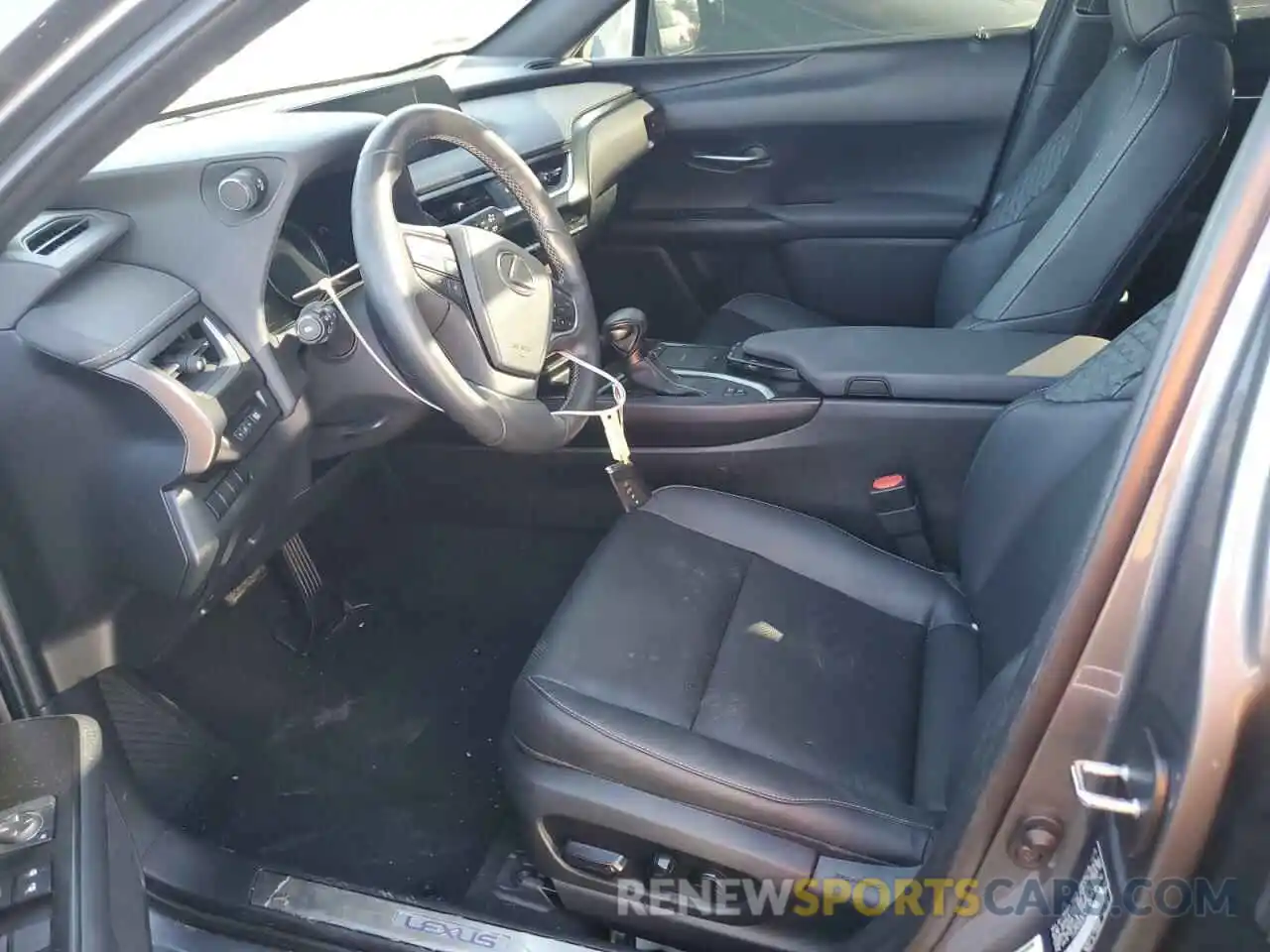 7 Photograph of a damaged car JTHP9JBH2L2023042 LEXUS UX 250H 2020