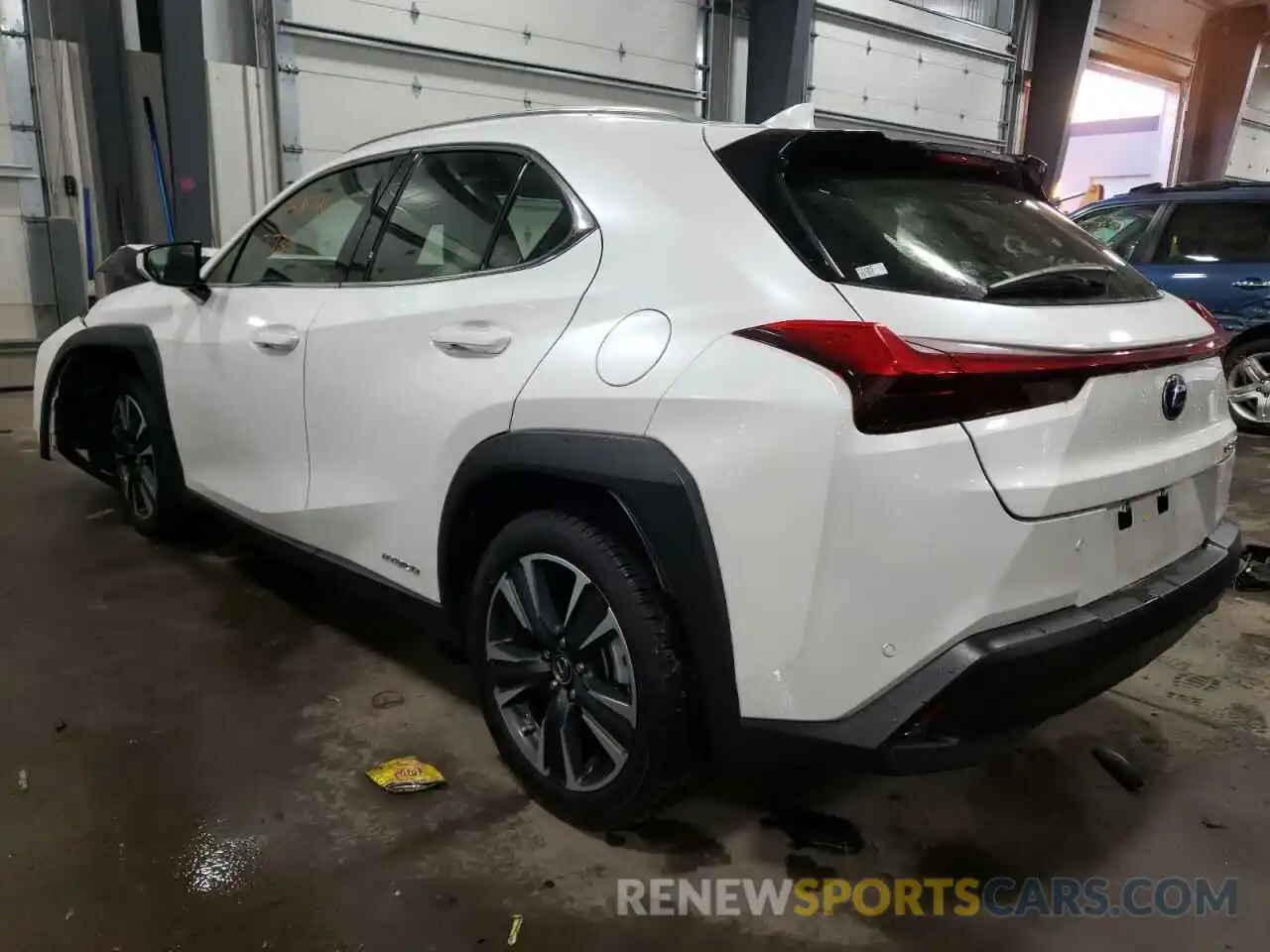 3 Фотография поврежденного автомобиля JTHP9JBH2L2032288 LEXUS UX 250H 2020