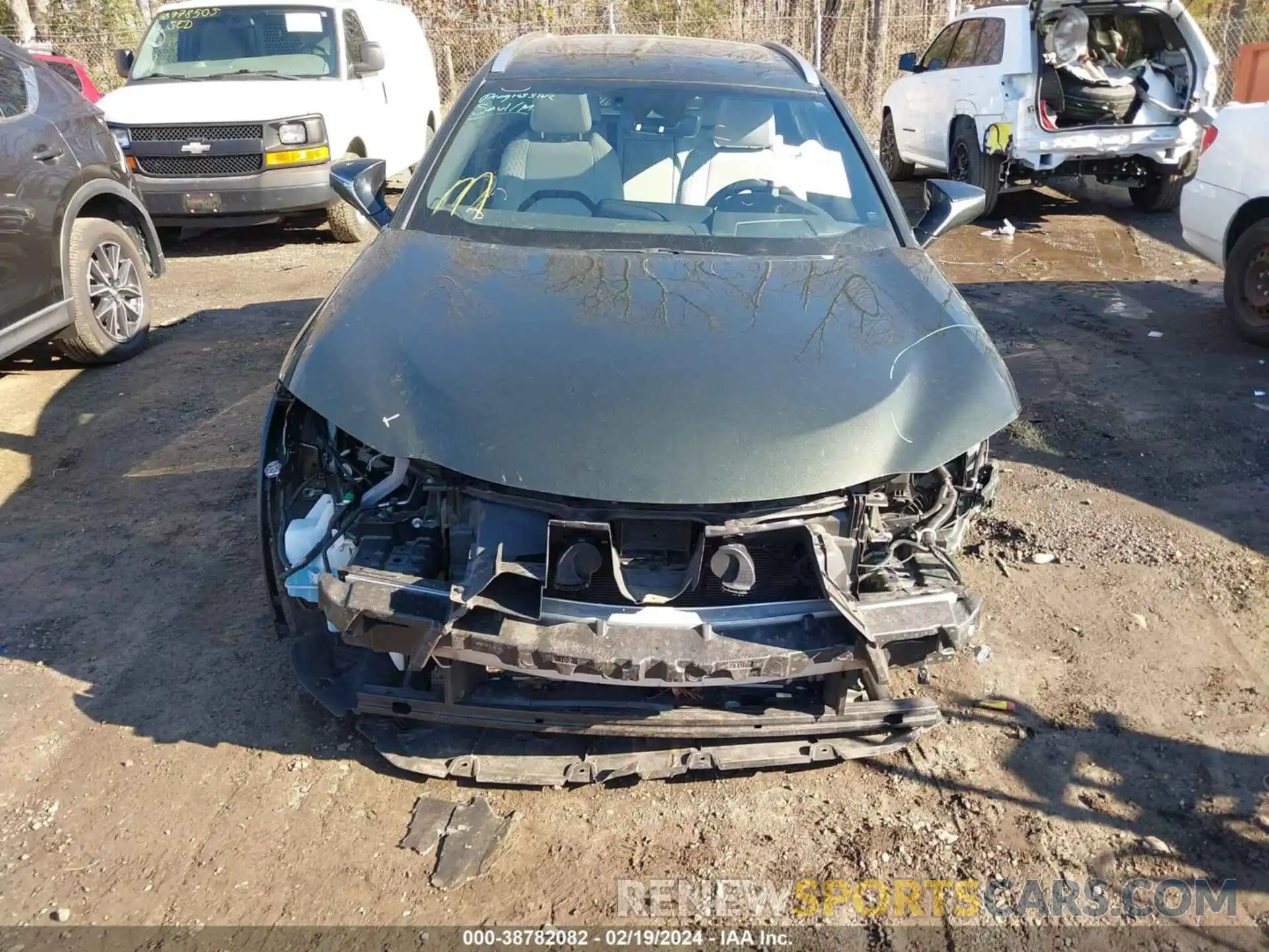 6 Photograph of a damaged car JTHP9JBH3L2023292 LEXUS UX 250H 2020