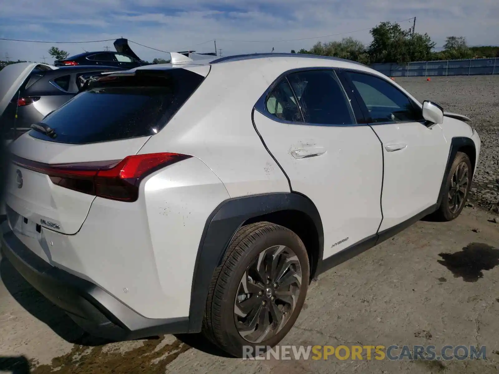 4 Фотография поврежденного автомобиля JTHP9JBH3L2024961 LEXUS UX 250H 2020