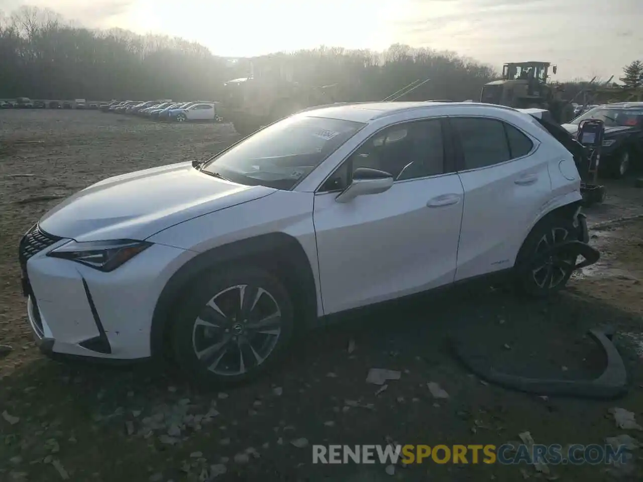 1 Фотография поврежденного автомобиля JTHP9JBH3L2031568 LEXUS UX 250H 2020