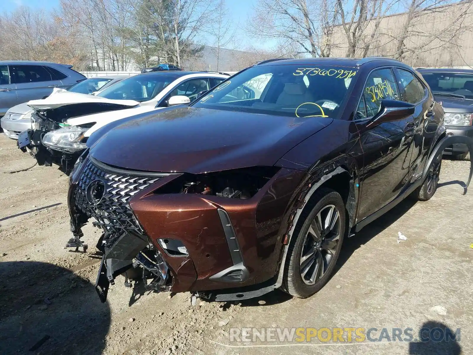 2 Фотография поврежденного автомобиля JTHP9JBH4L2033605 LEXUS UX 250H 2020