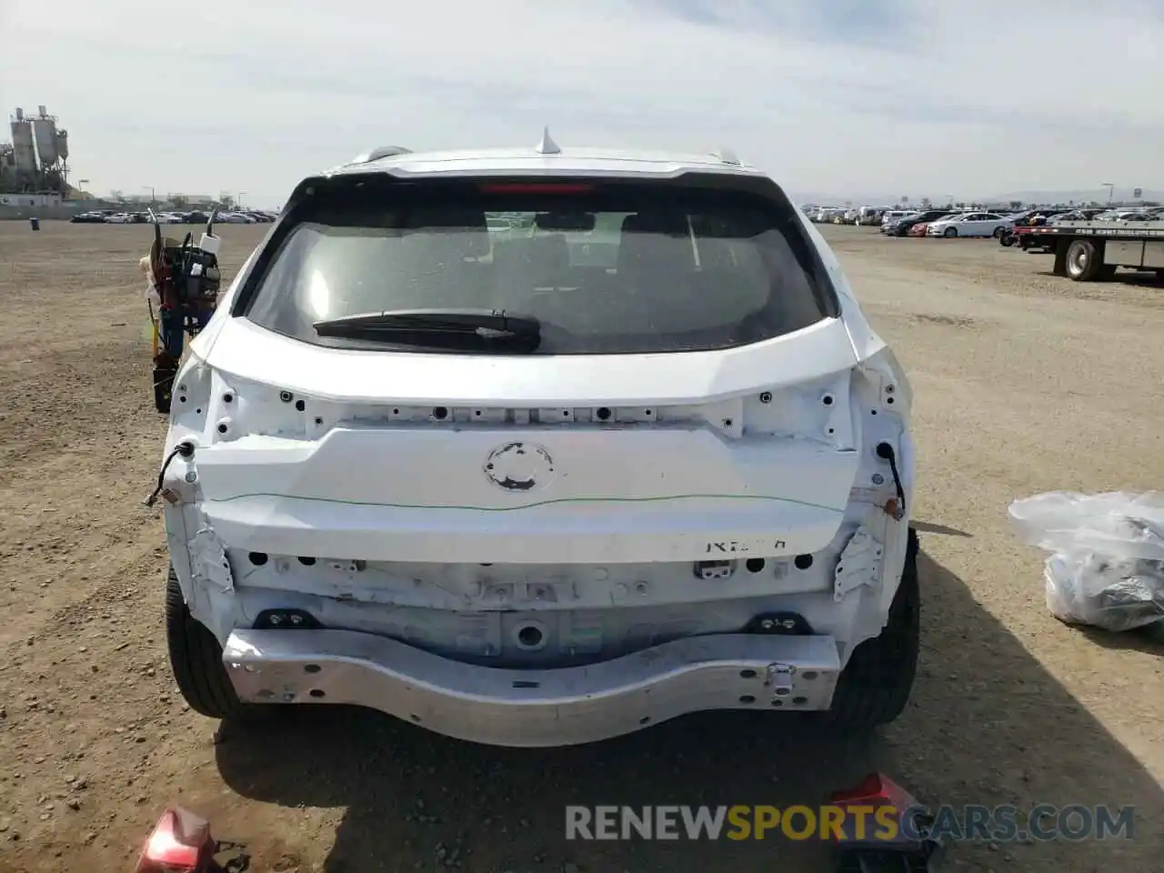 9 Photograph of a damaged car JTHP9JBH5L2021589 LEXUS UX 250H 2020