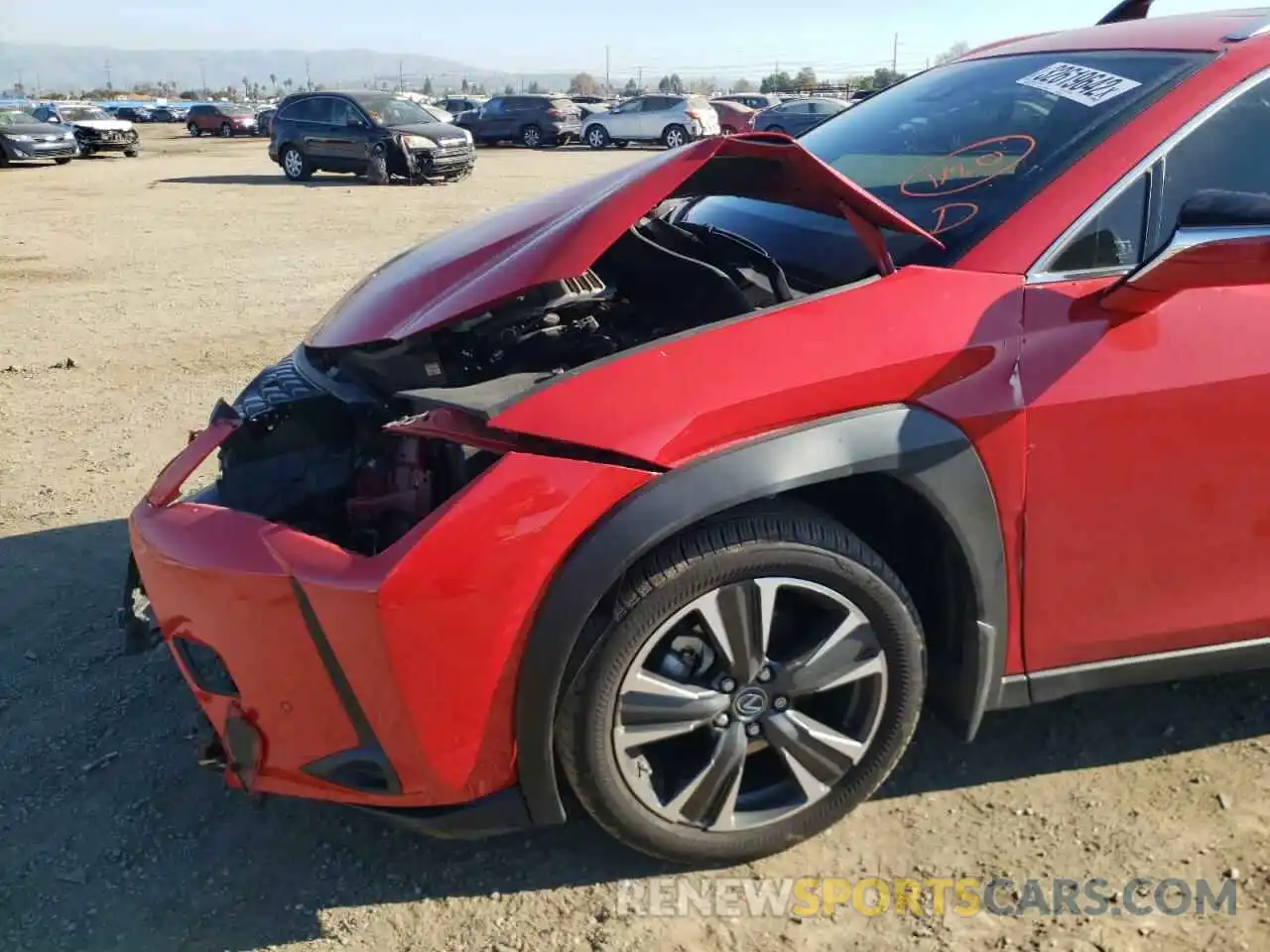 9 Фотография поврежденного автомобиля JTHP9JBH6L2022668 LEXUS UX 250H 2020