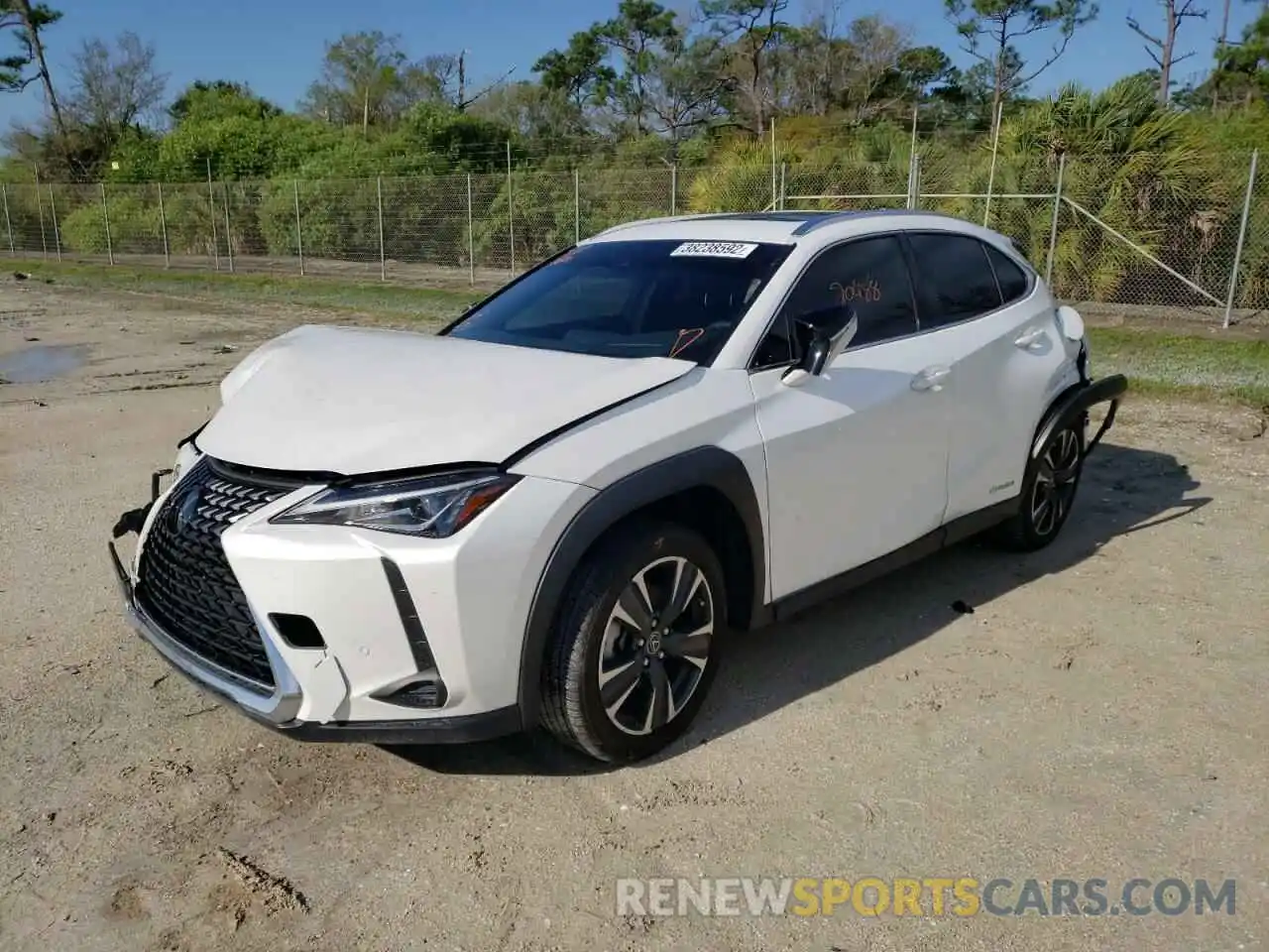 2 Фотография поврежденного автомобиля JTHP9JBH6L2026302 LEXUS UX 250H 2020