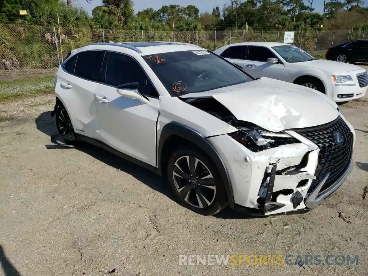 9 Фотография поврежденного автомобиля JTHP9JBH6L2026302 LEXUS UX 250H 2020