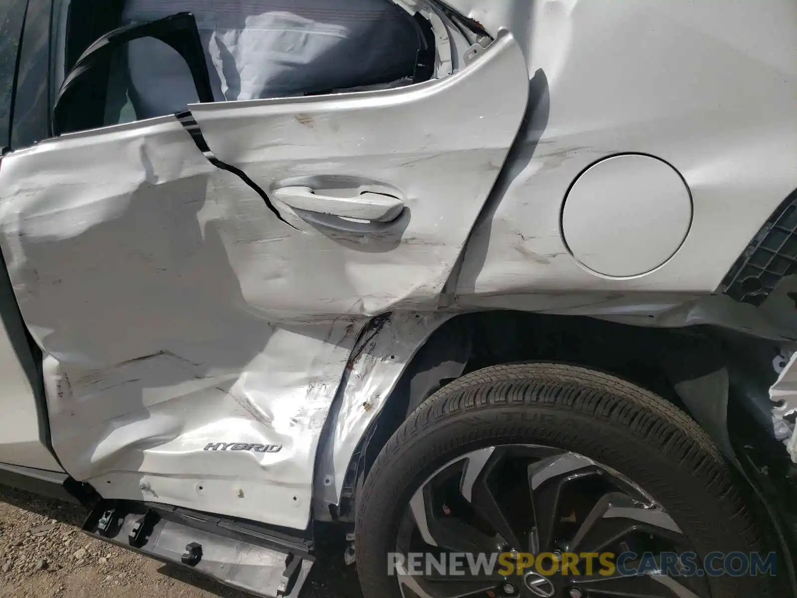 9 Photograph of a damaged car JTHP9JBH6L2033119 LEXUS UX 250H 2020