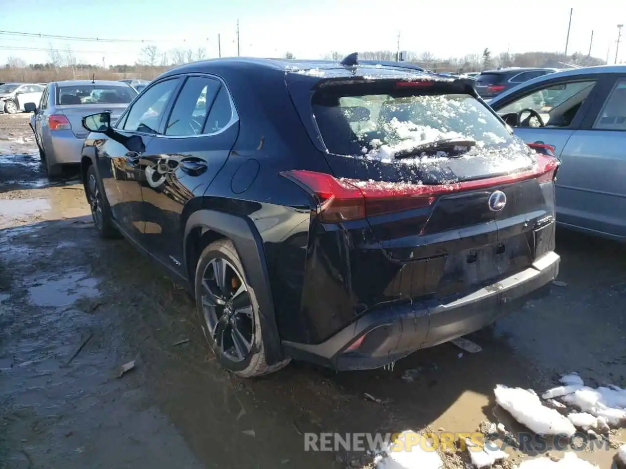 3 Фотография поврежденного автомобиля JTHP9JBH9L2035818 LEXUS UX 250H 2020