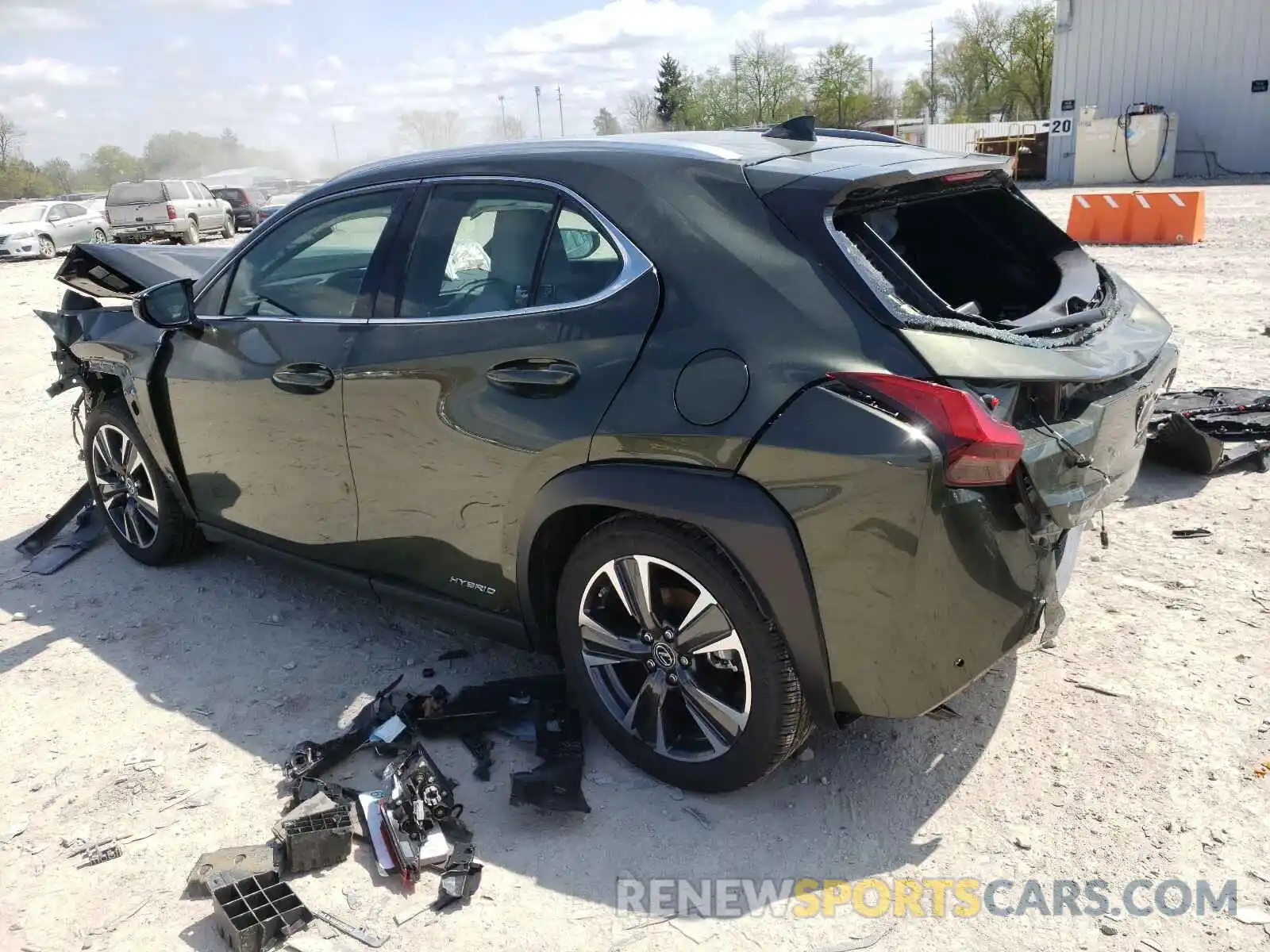 3 Фотография поврежденного автомобиля JTHP9JBHXL2033768 LEXUS UX 250H 2020