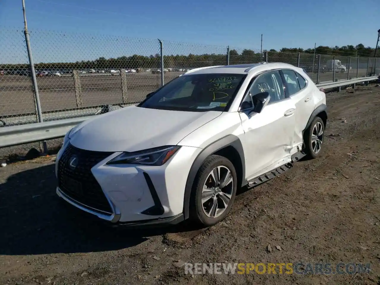 2 Фотография поврежденного автомобиля JTHP9JBHXL2035326 LEXUS UX 250H 2020